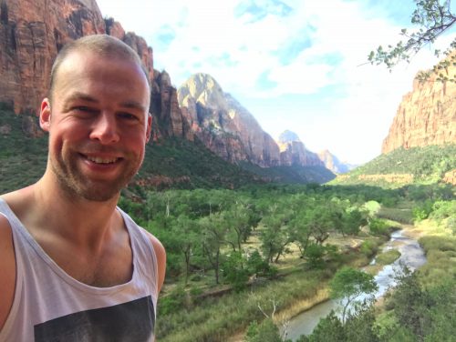 Hiking in Zion National Park (2)