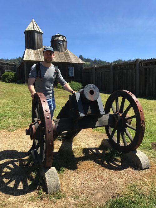 Me with one of the cannons of Fort Ross