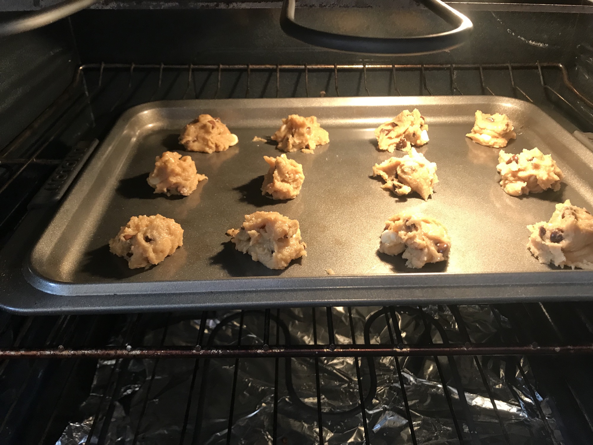 Baking cookies with grandma2
